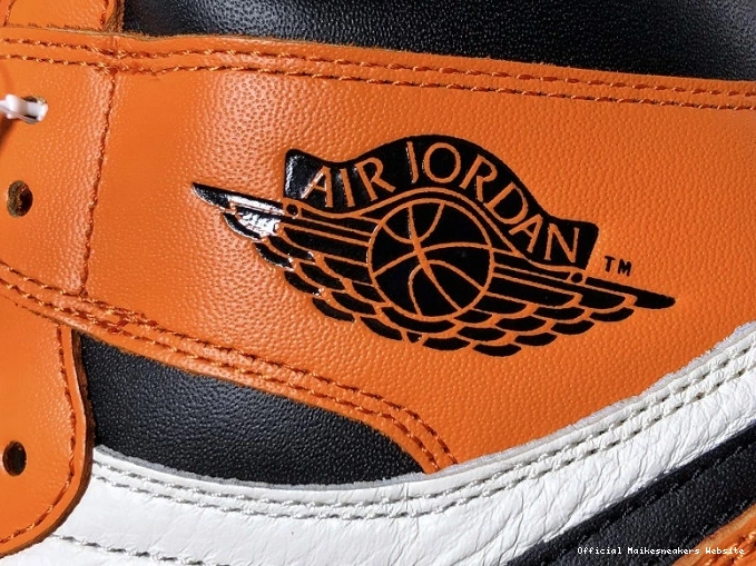 Official Maikesneakers 555088-113 Away Backboard Shattered Jordan Air 1 0812